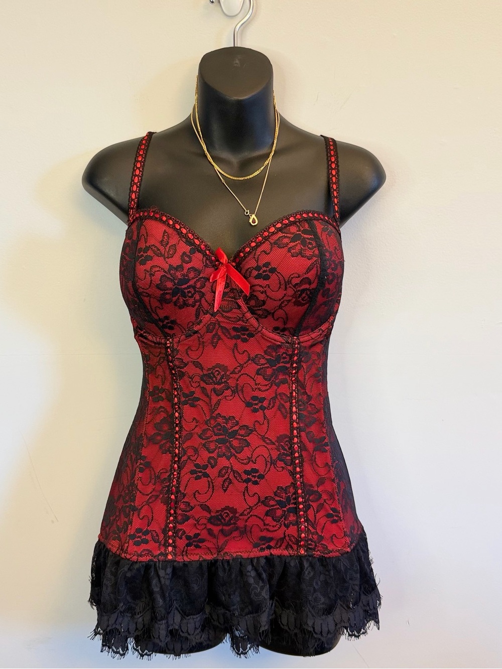 Y2K Red & Black Lace Corset Top ❤️‍🔥🖤